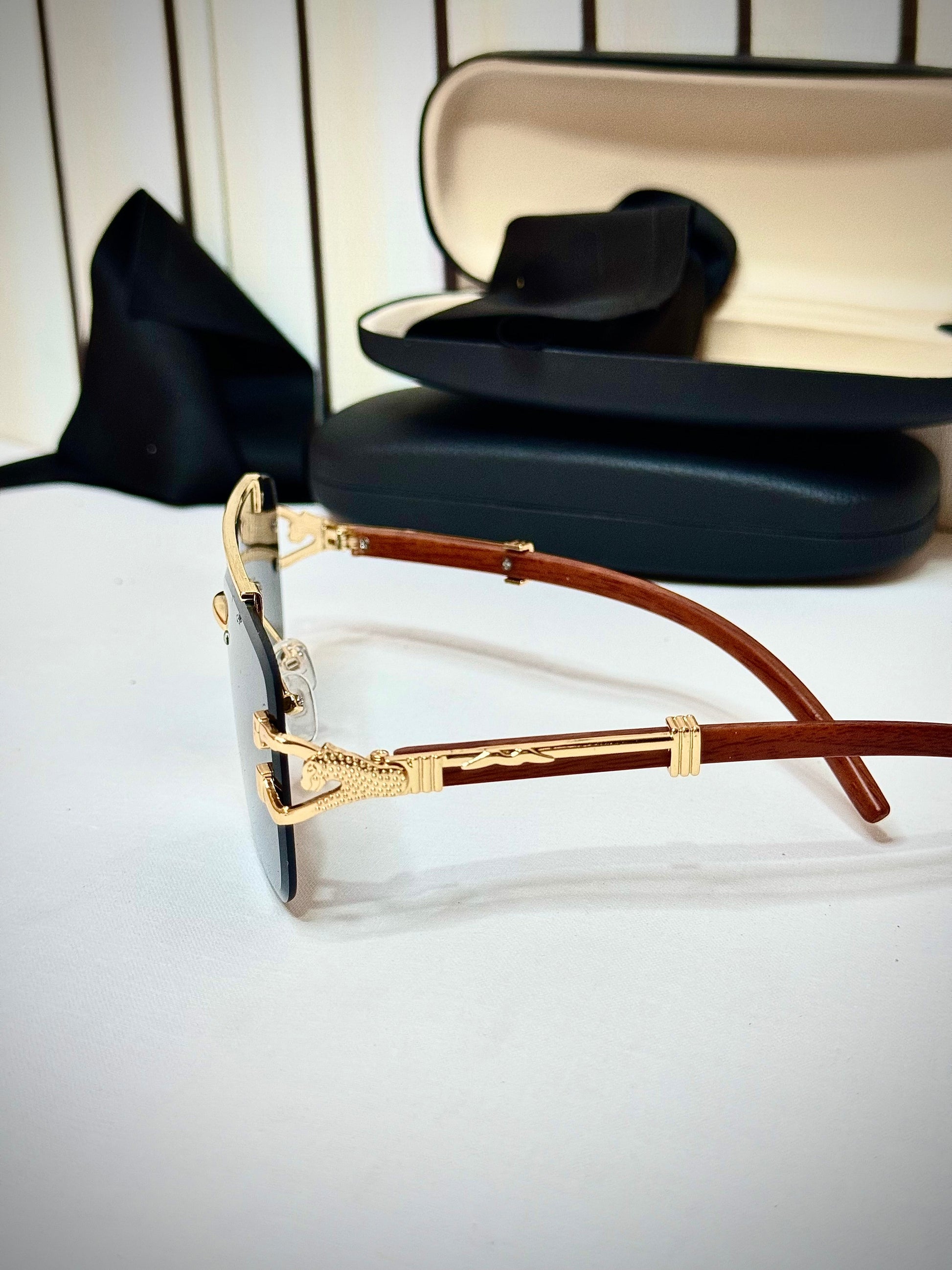 Phantom Edge - Panther Woodline Black Shades